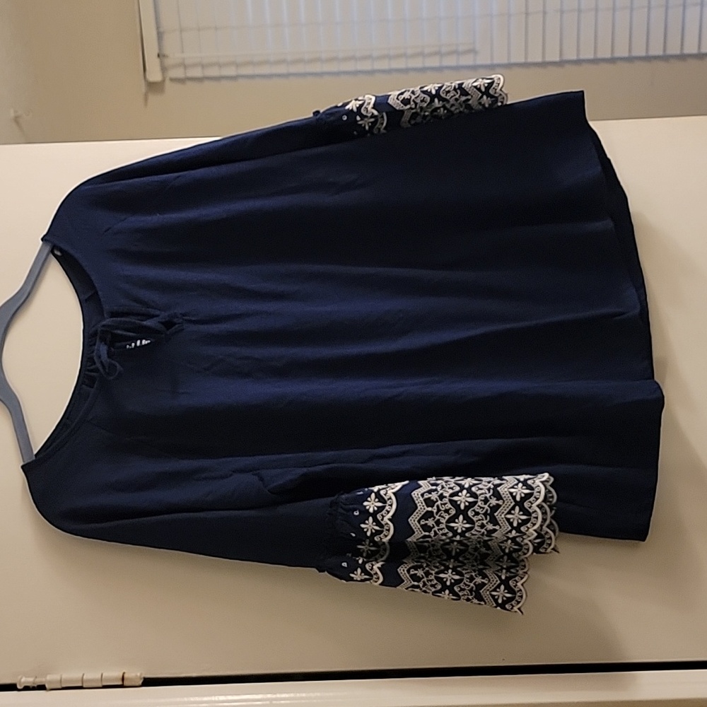 Ladies casual blouse